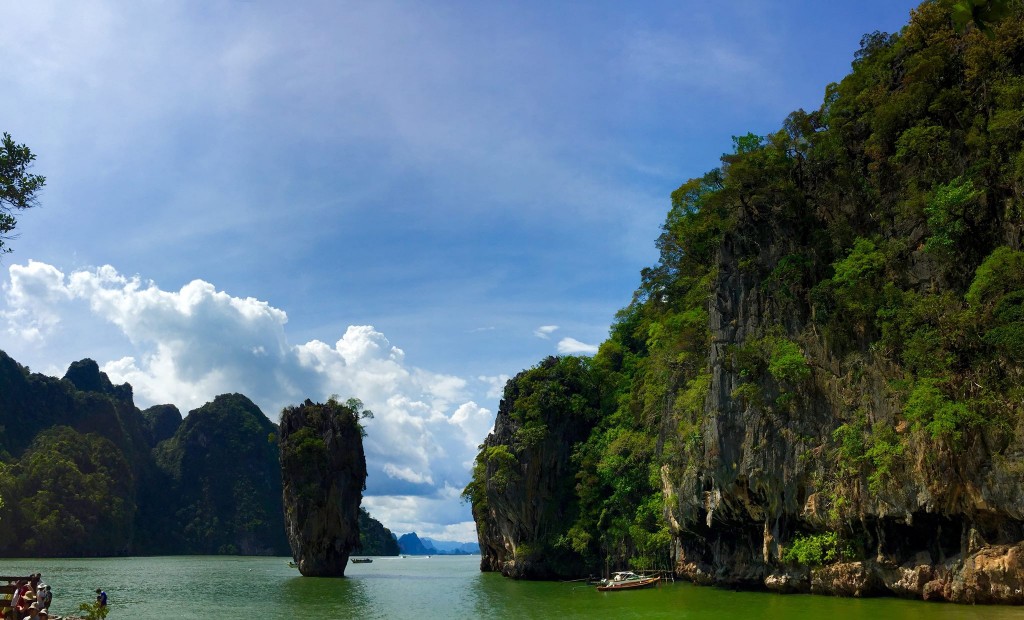 Thailand has gained a reputation as almost a cliched destination for Western college students. But the coexistence of fishing village in a Ramsar site of ecologically important mangroves creates a unique community.